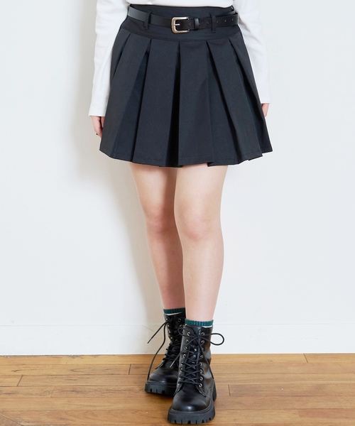 LOVETOXIC(ラブトキシック)の「【イージーケア】ベルトつきプリーツスカート(スカート・キッズ・グレー/ブラック/アイボリー/ベージュ・S:140cm/130cm/M:150cm/L:160cm)」の1枚目の写真