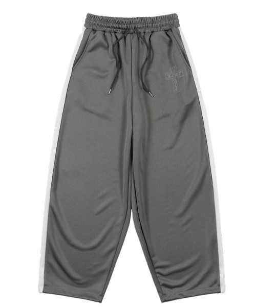 FANCY CLUB(ファンシークラブ)の「A'GEM/9 × .kom 『FANCY CLUB/ファンシークラブ』 FROSS GLOSSY TRACK PANTS/フロスグロッシートラックパンツ(その他パンツ・レディース・アイボリー/カーキ/ライトブルー・FREE)」の22枚目の写真