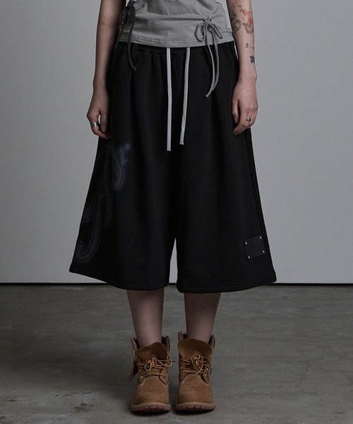 Ada.(エイダ)の「◇ASYOUARE◇サギング フレア バミューダ パンツ SAGGING FLARE BERMUDA PANTS(その他パンツ・レディース・グレー/ブラック・FREE)」の19枚目の写真
