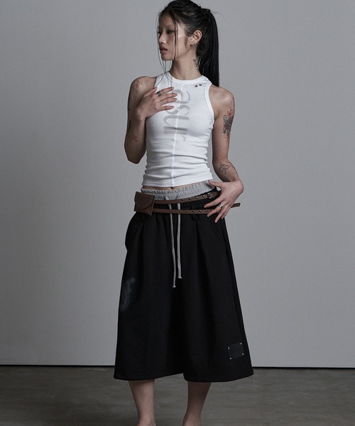 Ada.(エイダ)の「◇ASYOUARE◇サギング フレア バミューダ パンツ SAGGING FLARE BERMUDA PANTS(その他パンツ・レディース・グレー/ブラック・FREE)」の9枚目の写真