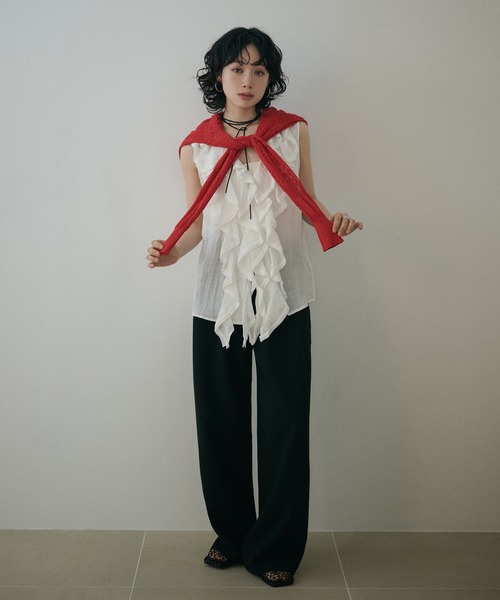 LAULEN（ローレン）の「v neck ruffle frill sleeveless blouse /Vネックラッフルフリルノースリーブブラウス（シャツ/ブラウス・レディース・アイボリー/ブラック・FREE）」の22枚目の写真