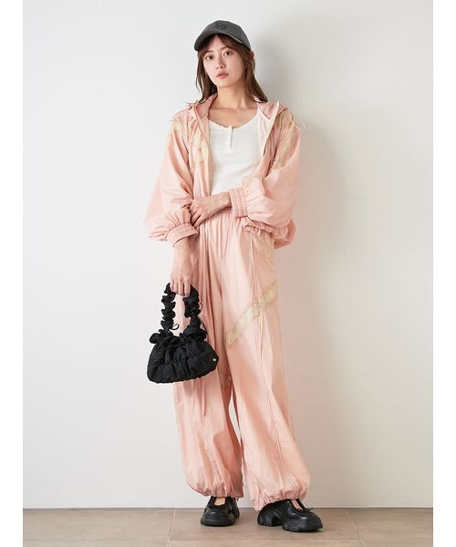 SNIDEL（スナイデル）の「【Chacott】コラボナイロンレースブルゾン（ブルゾン・レディース・ライム/ピンク/オフホワイト・F）」の17枚目の写真