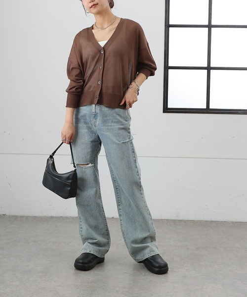 COLONY 2139（コロニートゥーワンスリーナイン）の「シアーVネックカーディガン（カーディガン/ボレロ・レディース・ピンク/ブラウン/ライトグレー/ブラック/アイボリー/ミント・FREE）」の21枚目の写真