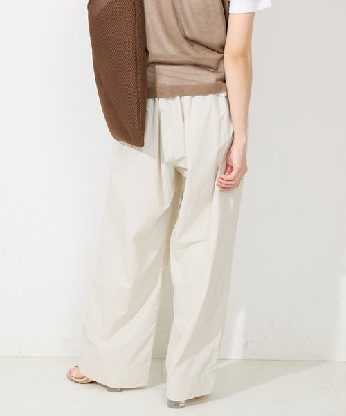 SLOBE IENA(スローブイエナ)の「《WEB限定/追加》撥水タフタタックギャザーイージーパンツ(その他パンツ・レディース・ブラック/アイボリー/サックスブルー・36/38)」の6枚目の写真