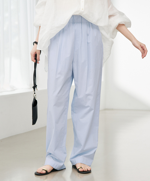 SLOBE IENA(スローブイエナ)の「《WEB限定/追加》撥水タフタタックギャザーイージーパンツ(その他パンツ・レディース・ブラック/アイボリー/サックスブルー・36/38)」の12枚目の写真