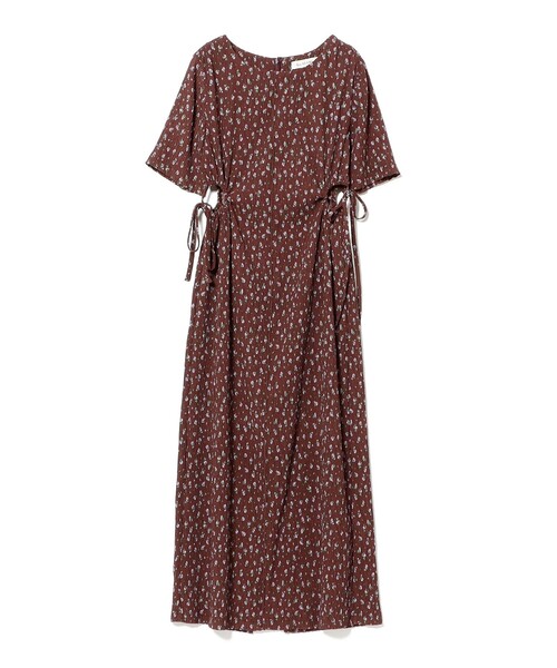 Ray BEAMS（レイビームス）の「フラワー プリント カットアウト ワンピース（ワンピース・レディース・ダークブラウン/ブラック・ONE SIZE）」の3枚目の写真