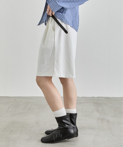 NUJOH（ヌゾ）の「Bermuda Half Pants / バミューダハーフパンツ（その他パンツ・レディース・チャコールグレー/ブラック/ホワイト/ベージュ・FREE）」の6枚目の写真