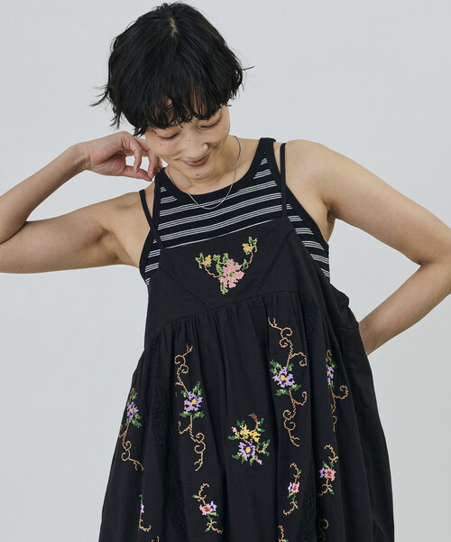 Freada（フリーダ）の「Freada/フリーダ インド フラワー クロス刺繍 レース キャミドレス（ワンピース・レディース・ブラック/イエロー/ホワイト・ONE SIZE）」の2枚目の写真
