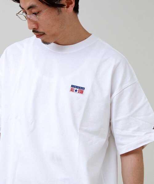 CONVERSE(コンバース)の「【CONVERSE】プレートロゴ 半袖Tシャツ(Tシャツ/カットソー・メンズ・アイボリー/ネイビー/ホワイト/ブラック・L/M)」の1枚目の写真