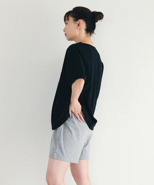 merrylatte（メリーラテ）の「ﾛｺﾞﾌﾟﾘﾝﾄTｼｬﾂ【IROHANI】（Tシャツ/カットソー・レディース・ブラック・FREE）」の9枚目の写真