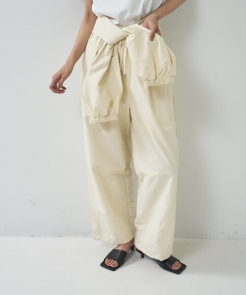 GALLEST（ギャレスト）の「【一部店舗限定】ウエストラップジョガーパンツ（その他パンツ・レディース・ベージュ/オフホワイト/ブラック・38）」の13枚目の写真