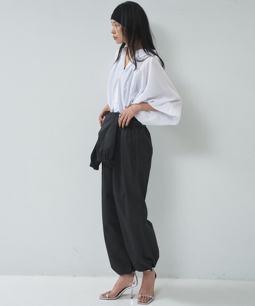 GALLEST（ギャレスト）の「【一部店舗限定】ウエストラップジョガーパンツ（その他パンツ・レディース・ベージュ/オフホワイト/ブラック・38）」の8枚目の写真