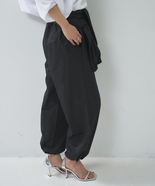 GALLEST（ギャレスト）の「【一部店舗限定】ウエストラップジョガーパンツ（その他パンツ・レディース・ベージュ/オフホワイト/ブラック・38）」の11枚目の写真