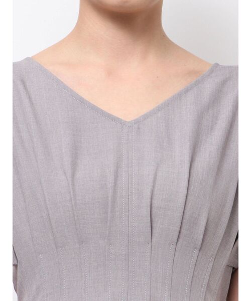 ELENDEEK（エレンディーク）の「ウエストタックワンピース（ワンピース・レディース・ベージュ/インディゴブルー・02/01）」の5枚目の写真