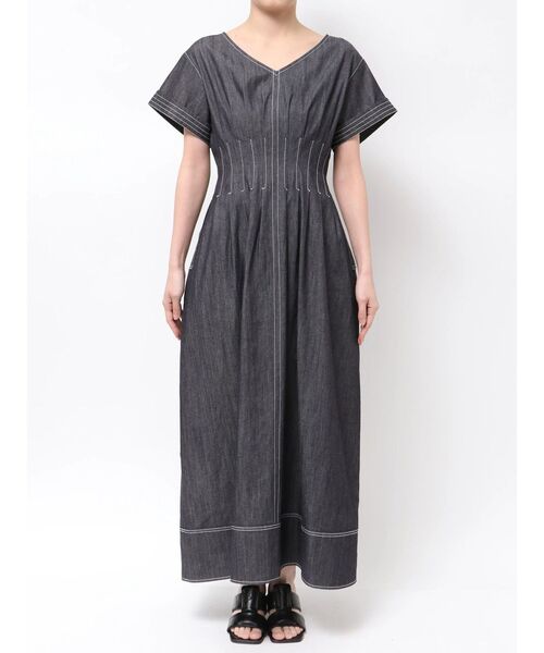 ELENDEEK（エレンディーク）の「ウエストタックワンピース（ワンピース・レディース・ベージュ/インディゴブルー・02/01）」の10枚目の写真