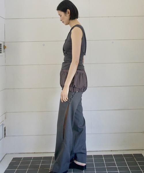 TELOPLAN（テーロプラン）の「【TELOPLAN】26SS新作 Rasim Pockets Skirt / ラシムポケットスカート（スカート・レディース・グレー系・ONE SIZE）」の4枚目の写真