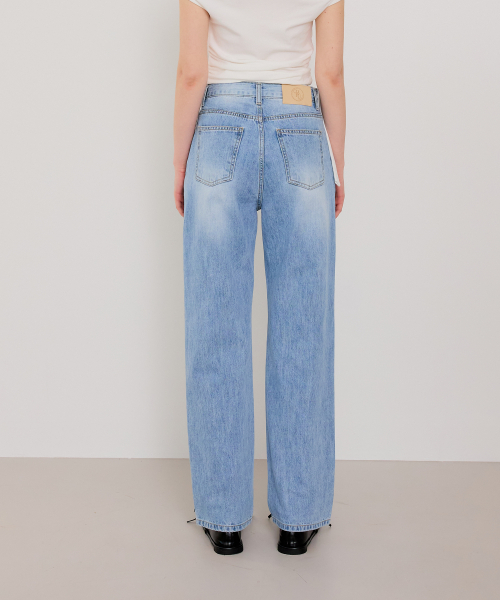 BUTTON UP(ボタンアップ)の「ベーシックウォッシュドストレートデニム(デニムパンツ・レディース・その他・SMALL/MEDIUM/LARGE)」の4枚目の写真
