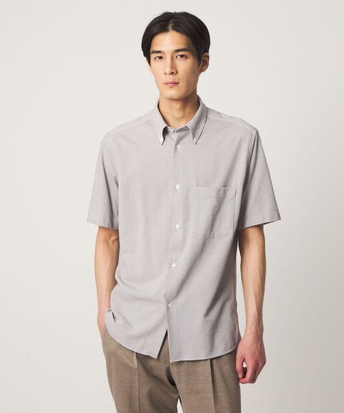 UNITED ARROWS(ユナイテッドアローズ)の「シアサッカー ショートスリーブ ボタンダウン シャツ COMFORT EASY―MODEL 抗菌防臭(シャツ/ブラウス・メンズ・ネイビー/グレー系/ホワイト・M/XL/L/S)」の2枚目の写真