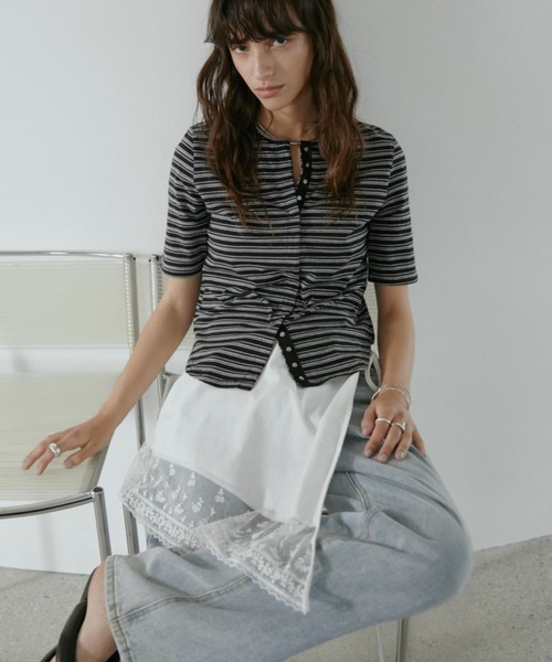 Aunt Marie's(アントマリーズ)の「マルチボーダースナップボタンTシャツ(Tシャツ/カットソー・レディース・ホワイト/グレー/ブラック・FREE)」の8枚目の写真