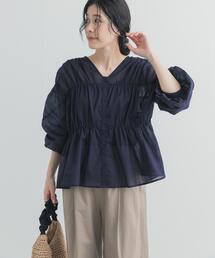 URBAN RESEARCH DOORS | 『UR TECH』コットンギャザーVネックブラウス(シャツ/ブラウス)
