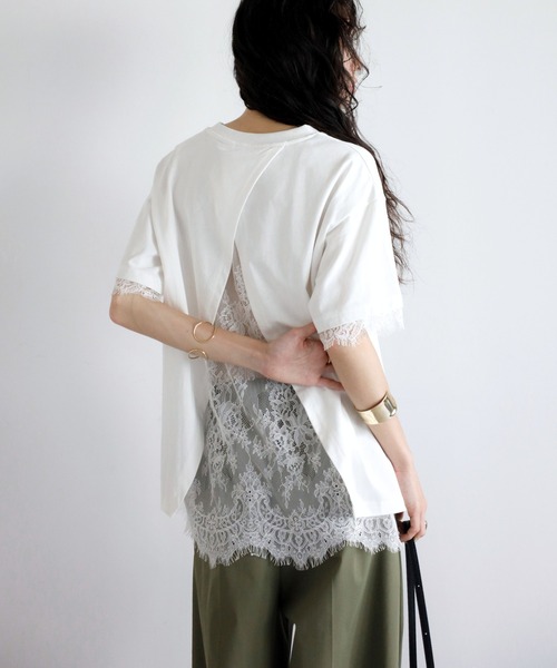 OFF-WHITE