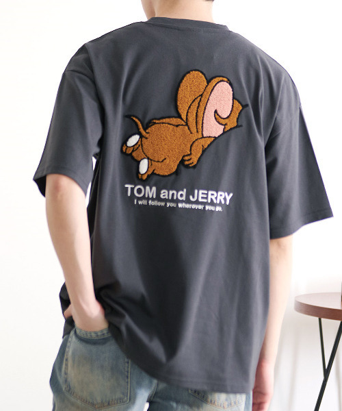 Tom&Jerry(トムアンドジェリー)の「『TOM&JERRY/トムアンドジェリー』うずくまりサガラTEE(Tシャツ/カットソー・レディース・スミクロ/オートミール/サックスブルー/オフホワイト・L/LL/M)」の12枚目の写真