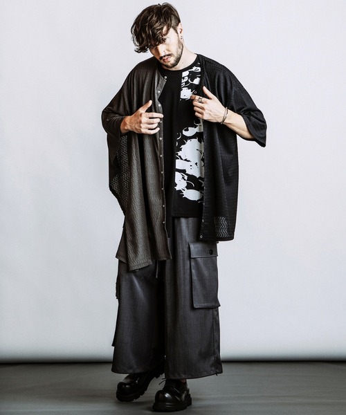 NO ID.(ノーアイディ)の「【NO ID.】Asymmetry Poncho Cardigan / アシンメトリー ポンチョ カーディガン(ポンチョ・メンズ・グレー/その他23/ブラック・ONE SIZE)」の17枚目の写真