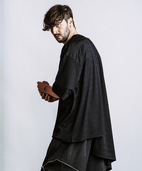NO ID.(ノーアイディ)の「【NO ID.】Asymmetry Poncho Cardigan / アシンメトリー ポンチョ カーディガン(ポンチョ・メンズ・グレー/その他23/ブラック・ONE SIZE)」の9枚目の写真