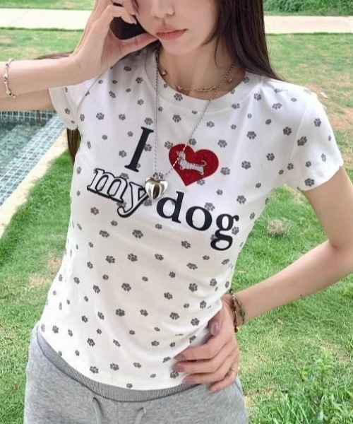 Vipoa(ヴィポア)の「アイラブDOGロゴプリントTシャツ(Tシャツ/カットソー・レディース・レッド/グレー・FREE)」の1枚目の写真