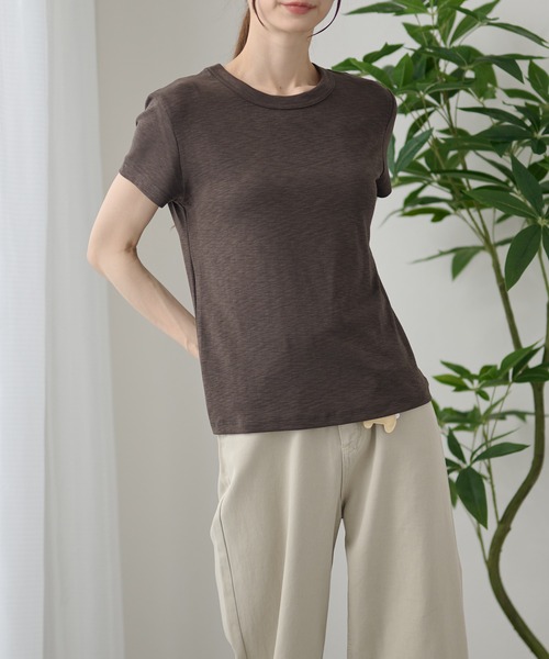 DAYRA(デイラ)の「無地 半袖 クルーネック Tシャツ トップス(Tシャツ/カットソー・レディース・ホワイト/チャコールグレー/ライトグレー/ブラック/ベージュ/ピンク・FREE)」の3枚目の写真
