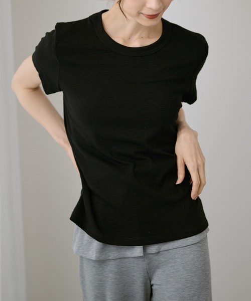 DAYRA(デイラ)の「無地 半袖 クルーネック Tシャツ トップス(Tシャツ/カットソー・レディース・ホワイト/チャコールグレー/ライトグレー/ブラック/ベージュ/ピンク・FREE)」の15枚目の写真