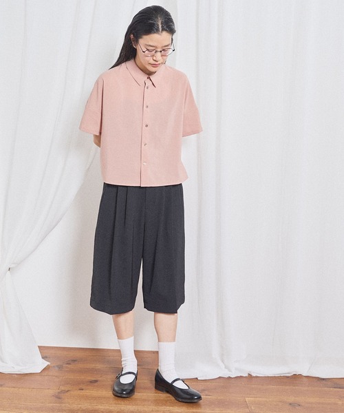 fig London(フィグロンドン)の「3tuck half pants(スラックス・レディース・ベージュ/ブラック・FREE)」の3枚目の写真