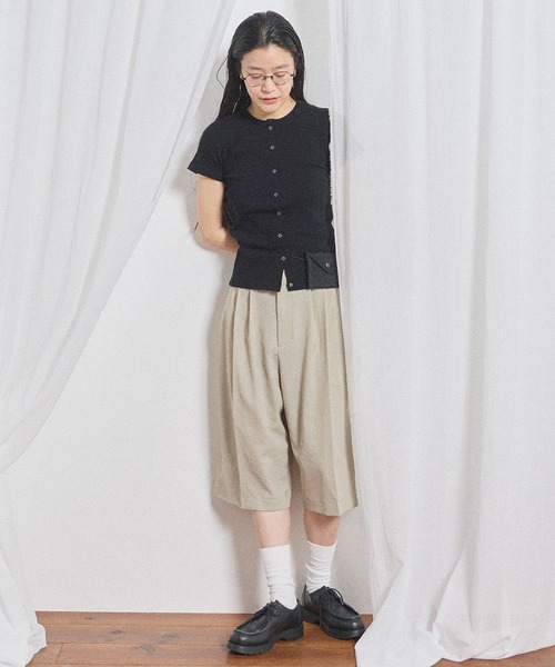fig London(フィグロンドン)の「3tuck half pants(スラックス・レディース・ベージュ/ブラック・FREE)」の20枚目の写真