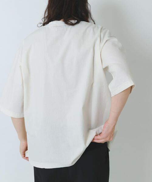ITEMS URBANRESEARCH(アイテムズ アーバンリサーチ)の「『吸水速乾』フレンチリネン×COOLMAX フハクTシャツ(Tシャツ/カットソー・メンズ・オリーブ/グレー/オフホワイト/ブラック系その他・MEDIUM/LARGE)」の7枚目の写真