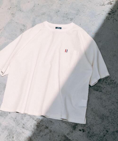 ITEMS URBANRESEARCH(アイテムズ アーバンリサーチ)の「『吸水速乾』フレンチリネン×COOLMAX フハクTシャツ(Tシャツ/カットソー・メンズ・オリーブ/グレー/オフホワイト/ブラック系その他・MEDIUM/LARGE)」の5枚目の写真