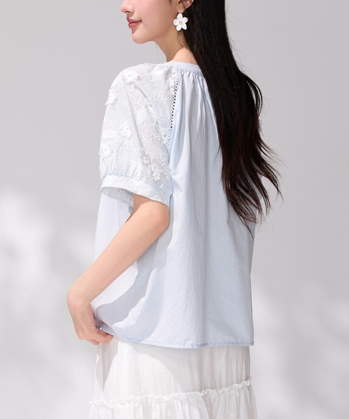 LUCPY(ラクピー)の「刺繍シアースリーブタッセルブラウス(シャツ/ブラウス・レディース・ブルー・X-LARGE/LARGE/MEDIUM/SMALL)」の4枚目の写真