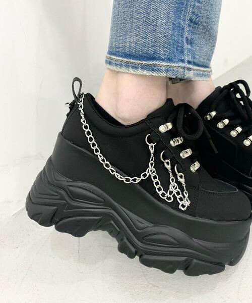 cs T&P(シーエスティーアンドピー)の「厚底ダブルチェーンスニーカー(スニーカー・レディース・ブラック/ホワイト・LL/L/M/S)」の2枚目の写真