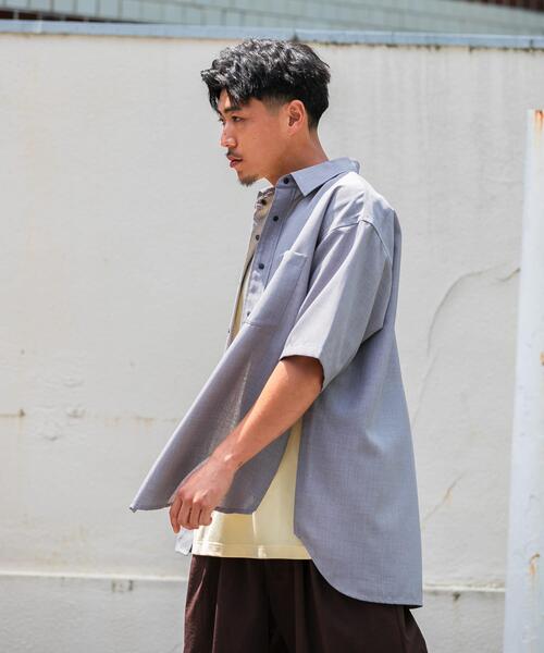 EKAL(エカル)の「『UR TECH DRYLUXE/吸水速乾/接触冷感』ハイツイストショートスリーブシャツ(シャツ/ブラウス・メンズ・グレー/グレー系その他/ネイビー・LARGE/MEDIUM)」の8枚目の写真