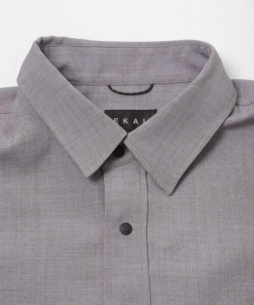 EKAL(エカル)の「『UR TECH DRYLUXE/吸水速乾/接触冷感』ハイツイストショートスリーブシャツ(シャツ/ブラウス・メンズ・グレー/グレー系その他/ネイビー・LARGE/MEDIUM)」の17枚目の写真