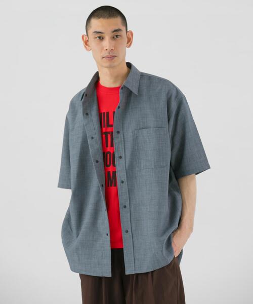 EKAL(エカル)の「『UR TECH DRYLUXE/吸水速乾/接触冷感』ハイツイストショートスリーブシャツ(シャツ/ブラウス・メンズ・グレー/グレー系その他/ネイビー・LARGE/MEDIUM)」の8枚目の写真