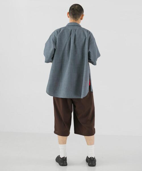 EKAL(エカル)の「『UR TECH DRYLUXE/吸水速乾/接触冷感』ハイツイストショートスリーブシャツ(シャツ/ブラウス・メンズ・グレー/グレー系その他/ネイビー・LARGE/MEDIUM)」の11枚目の写真