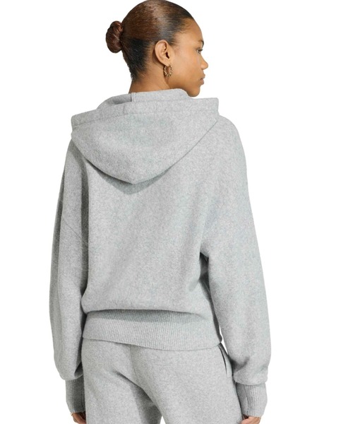 adidas(アディダス)の「adidas ESSENTIALS KNIT HOODIE / アディダス エッセンシャルズ ニット フーディー(パーカー・レディース・グレー・S/M/L)」の8枚目の写真