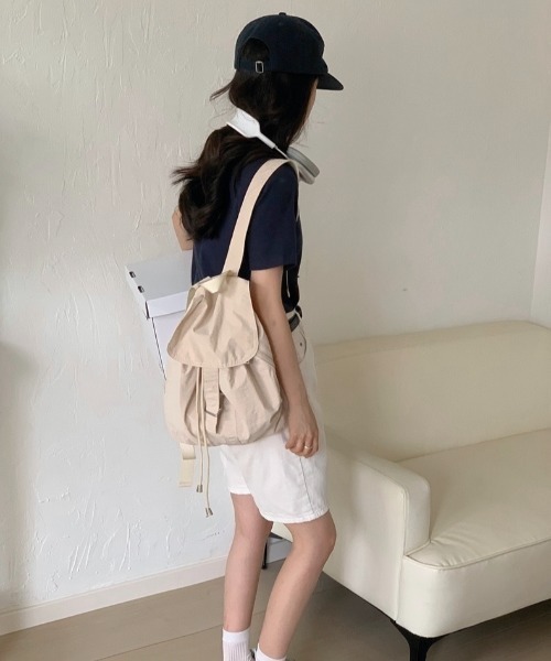 LADY LIKE(レディライク)の「シャカシャカリュックサック/ナップサック(バックパック/リュック・レディース・レッド/アイボリー/ブラック・F)」の21枚目の写真