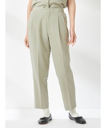 タックテーパードパンツ