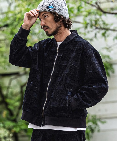 CAMBIO（カンビオ）の「mj11680- 起毛ジャガードMA-1ブルゾン(CMB-R0225)（MA-1・メンズ・ネイビー・S/L/M）」の2枚目の写真