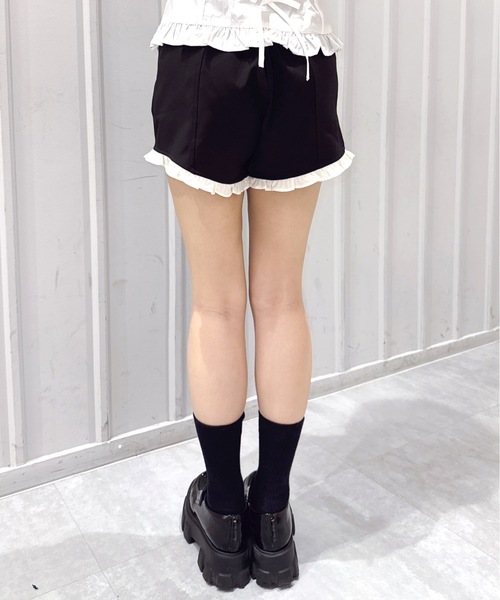 one way(ワンウェイ)の「裾フリルショーパン(その他パンツ・レディース・ブラック・FREE)」の8枚目の写真
