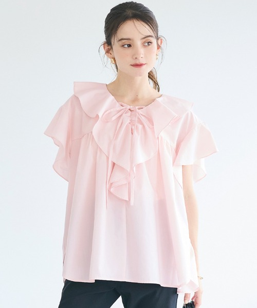 coca(coca)(コカ)の「【伊藤千晃様着用】ビッグカラーフリルブラウス(シャツ/ブラウス・レディース・ホワイト/ライトピンク・M/L)」の2枚目の写真