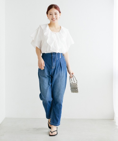 coca(coca)(コカ)の「【伊藤千晃様着用】ビッグカラーフリルブラウス(シャツ/ブラウス・レディース・ホワイト/ライトピンク・M/L)」の3枚目の写真