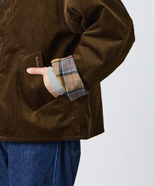 Barbour（バブアー）の「【WEB先行予約】[Barbour/バブアー] 別注 TRANSPORT トランスポートコーデュロイジャケット（その他アウター・レディース・グレイッシュベージュ/ブラウン・42/40/38/36/34）」の4枚目の写真