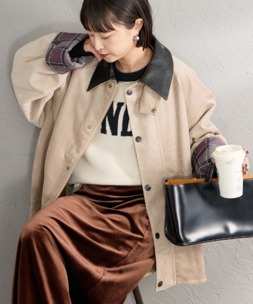 Barbour（バブアー）の「【WEB先行予約】[Barbour/バブアー] 別注 TRANSPORT トランスポートコーデュロイジャケット（その他アウター・レディース・グレイッシュベージュ/ブラウン・42/40/38/36/34）」の6枚目の写真